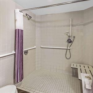 Double Room Two Double Beds Bath Tub Mobility Accessible or Non-Smoking